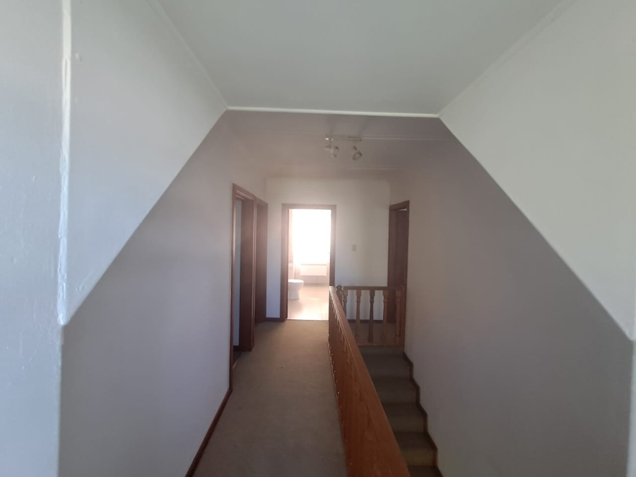 3 Bedroom Property for Sale in Beacon Bay North Eastern Cape